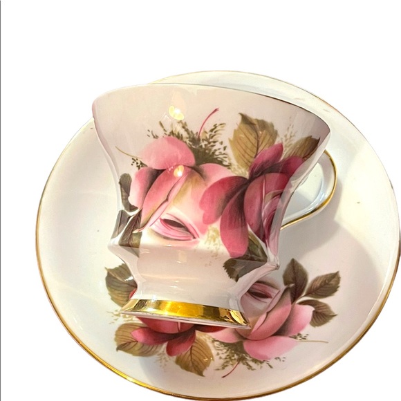Vintage Royal Windsor Tea cup and saucer pink roses flower floral set bone china - Picture 8 of 8